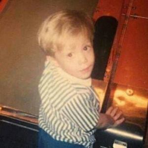 Meet your Posher, Larry